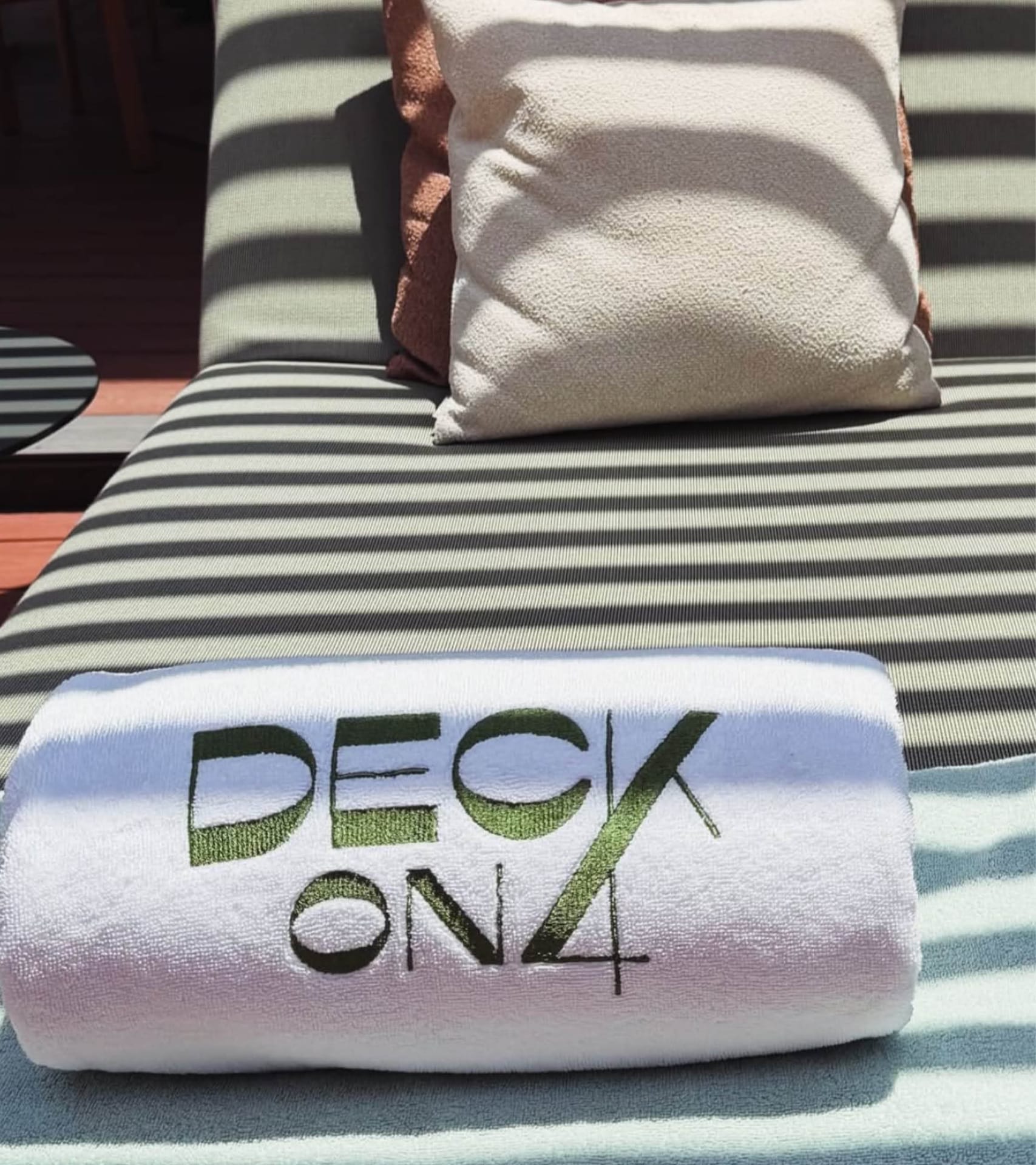 Deck on 4